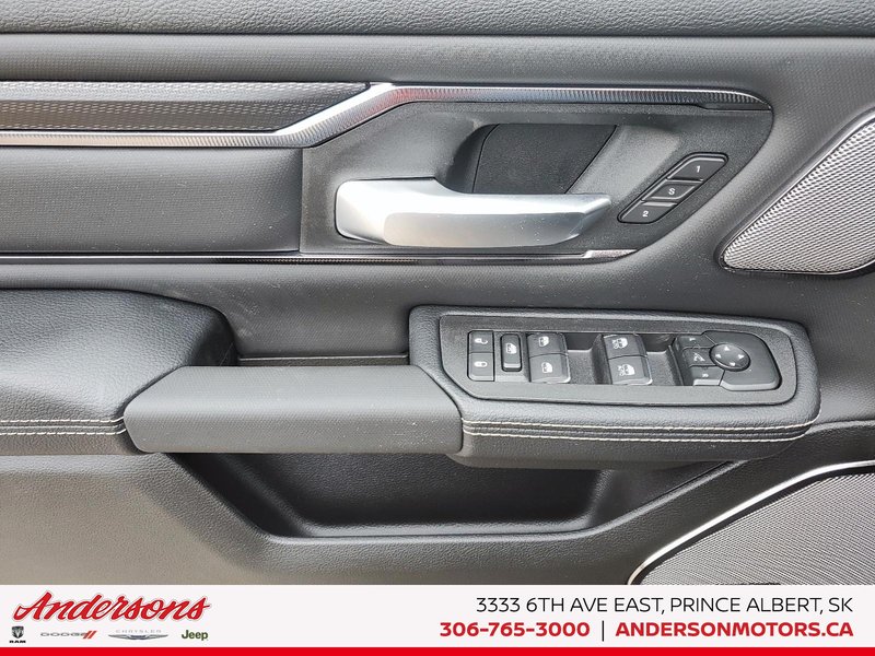 2026 Ram 1500 REBEL 5.7L / Crew Cab / 19-speaker Harman/Kardon Audio