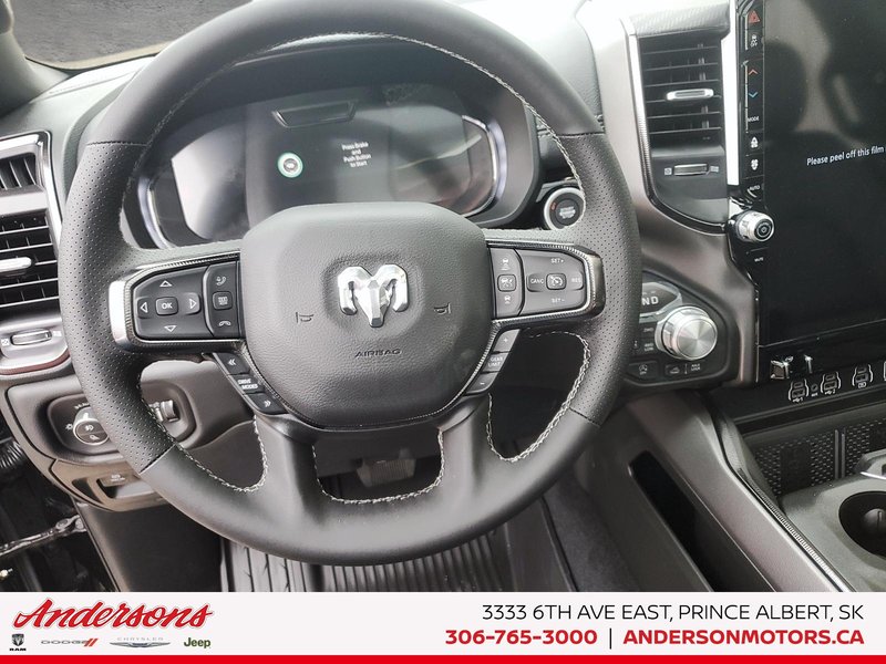 2026 Ram 1500 REBEL 5.7L / Crew Cab / 19-speaker Harman/Kardon Audio