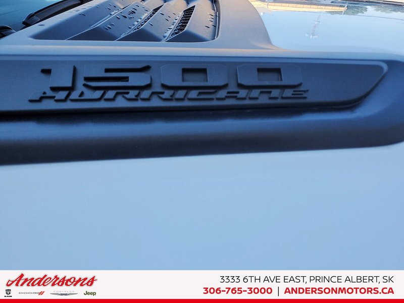 2026 Ram 1500 LARAMIE 3.0L Twin Turbo / Crew Cab / Alpine Audio / Ventilated Seats