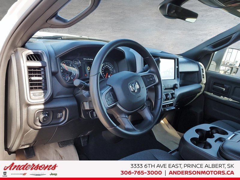 2024 Ram 2500 TRADESMAN 5'7 Box