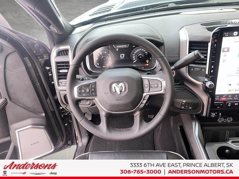 2026 Ram 2500 LARAMIE 6.7L Cummins Turbo-Diesel / Mega Cab / Leather-Faced / Night Edition