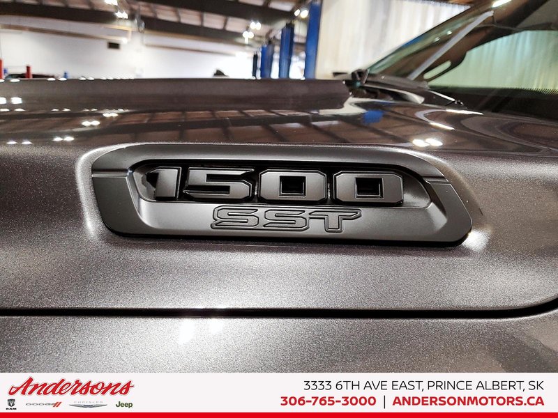 2025 Ram 1500 BIG HORN