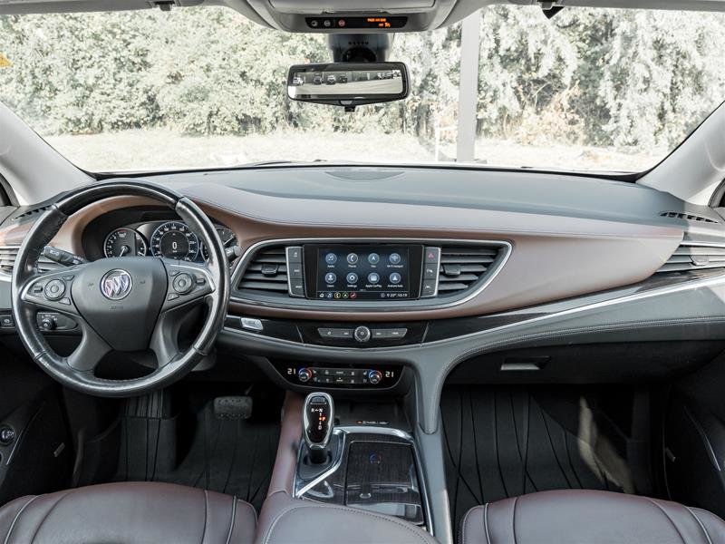 2020 Buick Enclave AWD Avenir-32