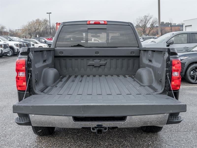 2018 Chevrolet Silverado 1500 Crew Cab 4x4 LT / Short Box-25