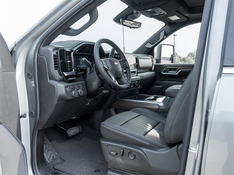 2025 Chevrolet SILVERADO 2500 HD HIGH COUNTRY-10