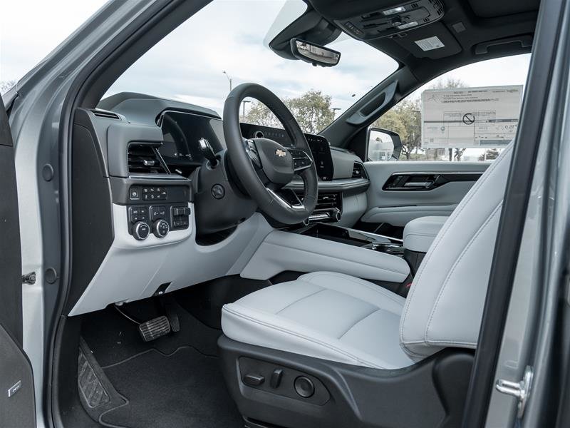 2025 Chevrolet Tahoe Premier-7