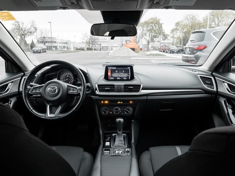 2018 Mazda 3 Sport GS at-20