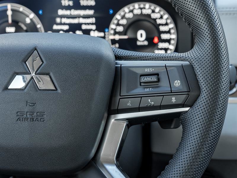 2023 Mitsubishi OUTLANDER PHEV GT S-AWC-11