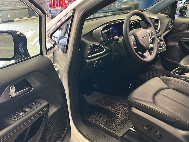 Chrysler Grand Caravan SXT 2026