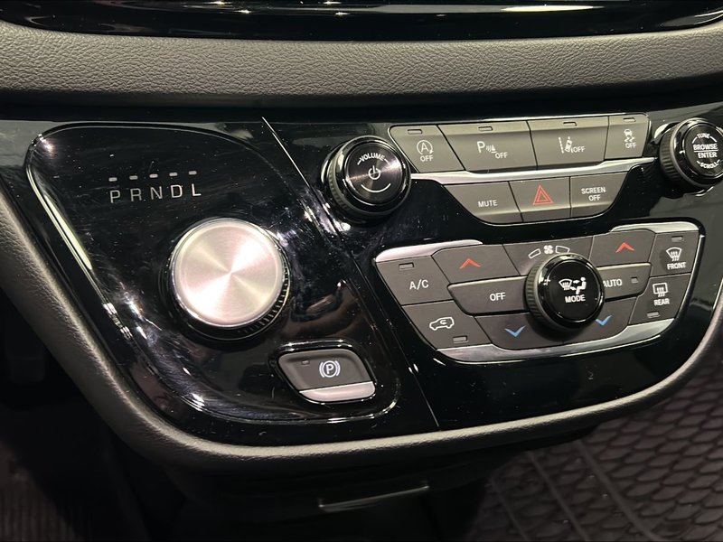 Chrysler Grand Caravan SXT 2026