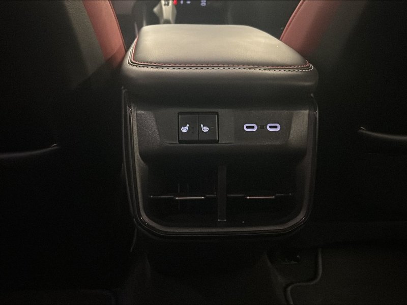 Dodge Charger 4-Doors SCAT PACK PLUS 2026