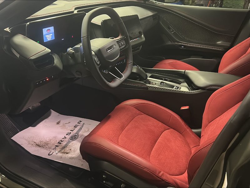 Dodge Charger 4-Doors SCAT PACK PLUS 2026