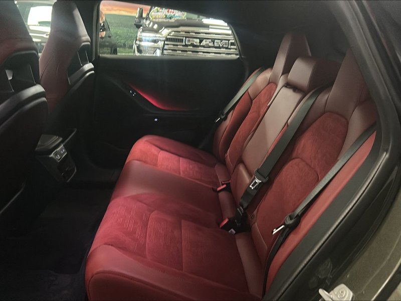 Dodge Charger 4-Doors SCAT PACK PLUS 2026