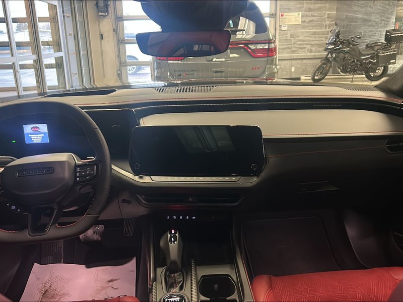 Dodge Charger 4-Doors SCAT PACK PLUS 2026