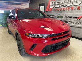 Dodge Hornet PHEV R/T 2024 HYBRIDE BRANCHABLE * AUTONOMIE 60 KM * SIÈGES ET VOLANT CHAUFFANTS * RÉGULATEUR DE VITESSE ADAPTATIF