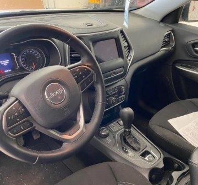 2019 Jeep CHEROKEE LATITUDE North