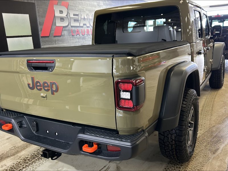 Jeep Gladiator MOJAVE 2026
