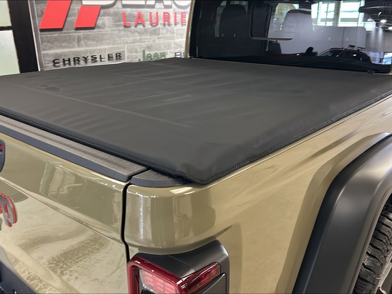 Jeep Gladiator MOJAVE 2026