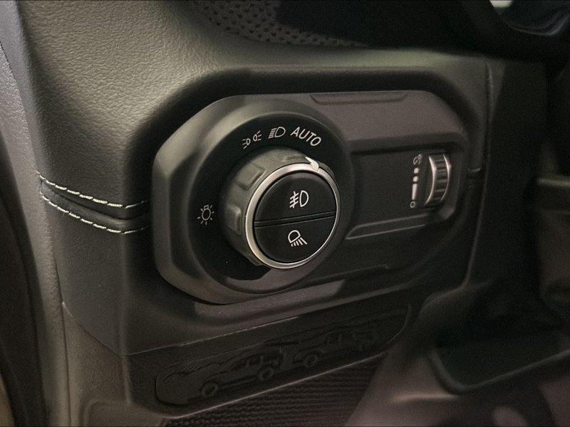 Jeep Gladiator MOJAVE 2026