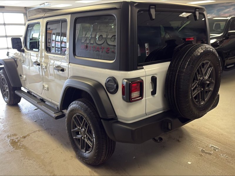 Jeep Wrangler 4-Door SPORT S 2026