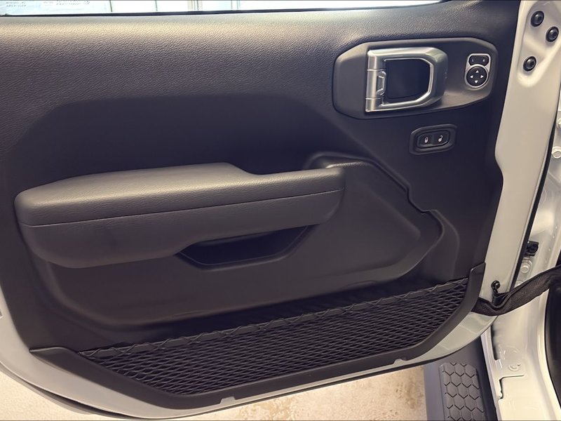 Jeep Wrangler 4-Door SPORT S 2026