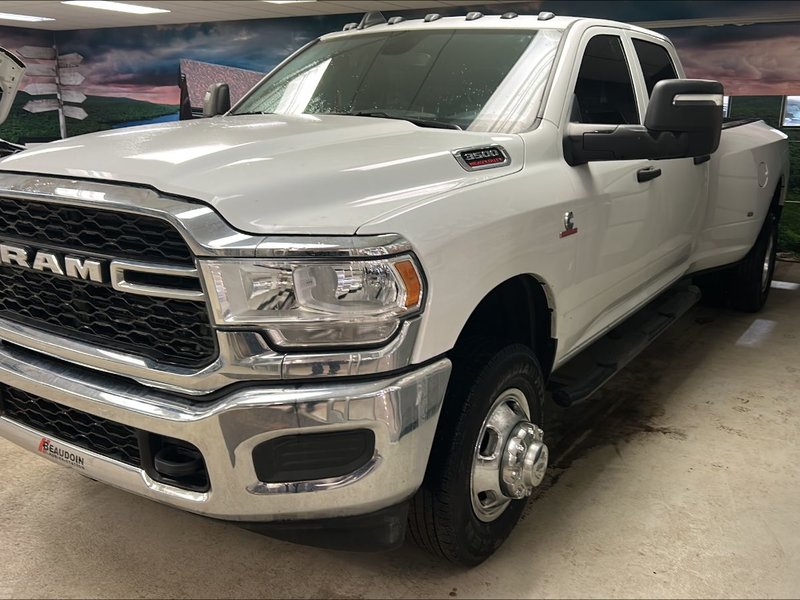2023 Ram 3500 CREW Tradesman