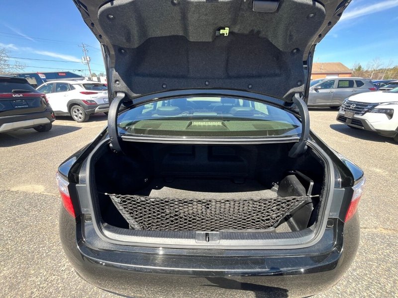 2013 Lexus ES 300h BASE