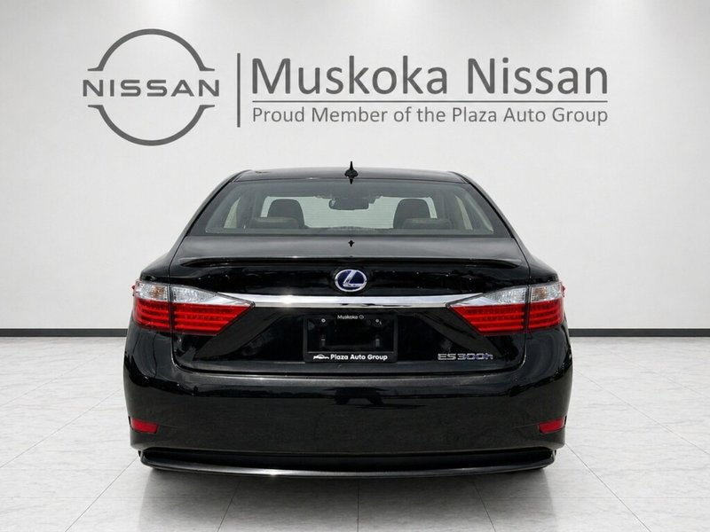 2013 Lexus ES 300h BASE