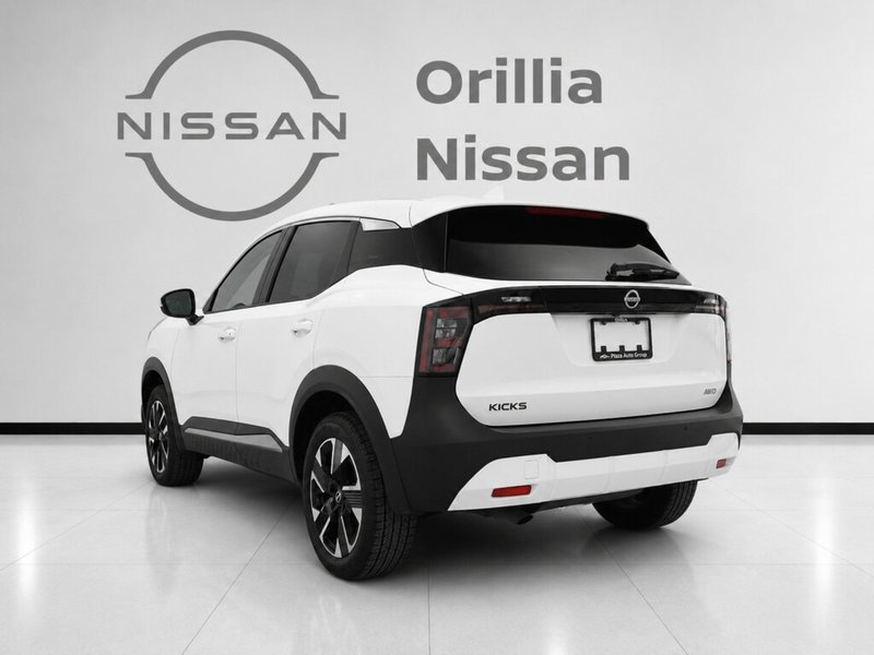 2025 Nissan Kicks SV