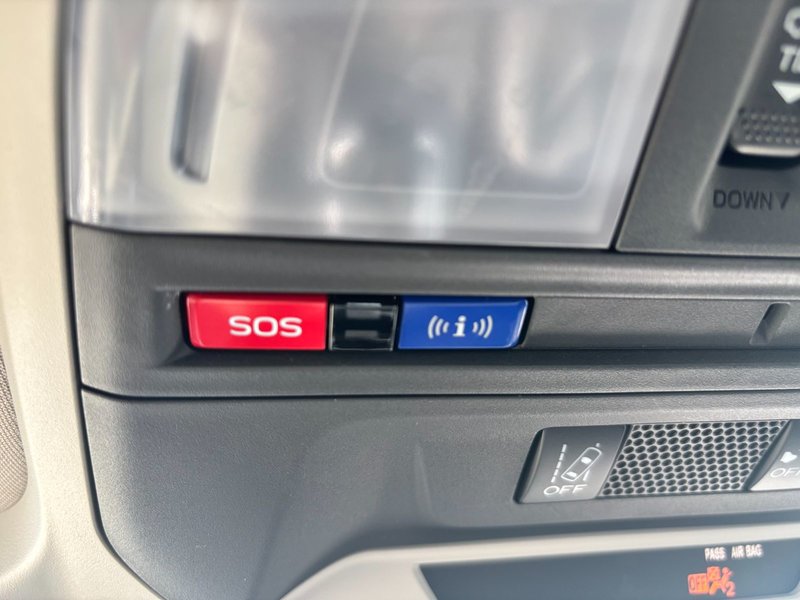 2021 Subaru Crosstrek Limited One Owner. Low Kilometers. Clean CarFax.
