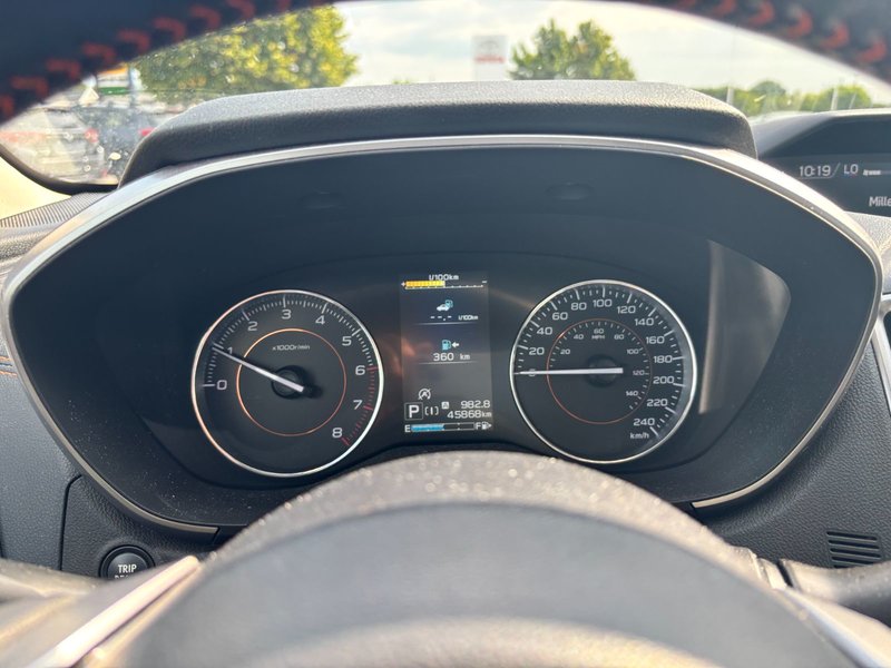 2021 Subaru Crosstrek Limited One Owner. Low Kilometers. Clean CarFax.