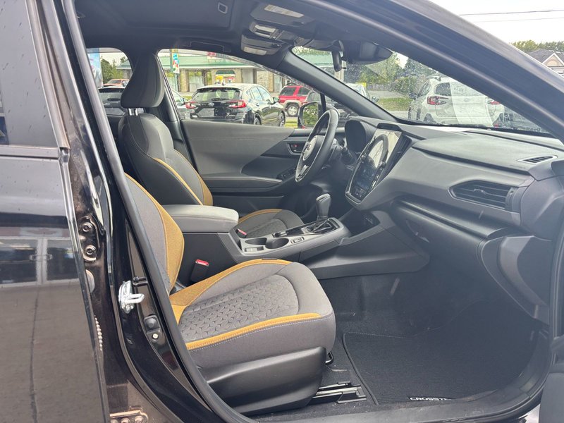 2024 Subaru Crosstrek Onyx Onyx Package, full service history.