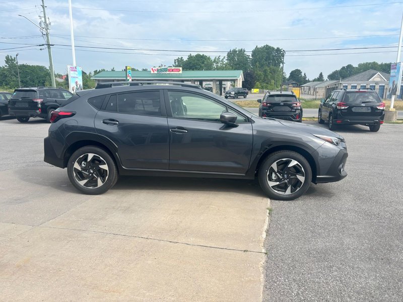 2025 Subaru Crosstrek Limited Magnetite Grey. 18-inch Alloy Wheels. Harmon Kardon premium audio system. 10-way power driver's seat