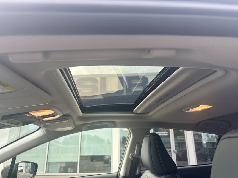 2025 Subaru Crosstrek Limited Magnetite Grey. 18-inch Alloy Wheels. Harmon Kardon premium audio system. 10-way power driver's seat