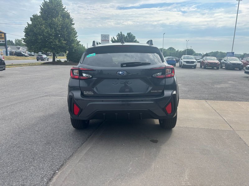 2025 Subaru Crosstrek Limited Magnetite Grey. 18-inch Alloy Wheels. Harmon Kardon premium audio system. 10-way power driver's seat