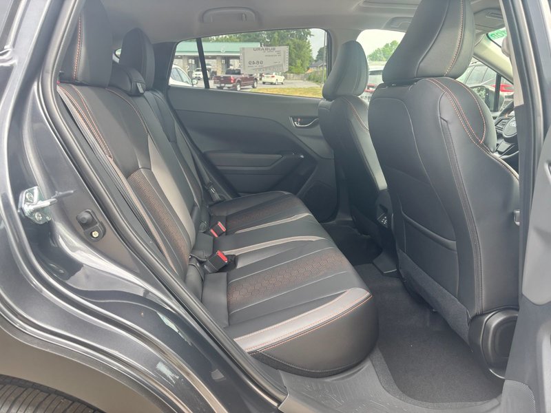 2025 Subaru Crosstrek Limited Magnetite Grey. 18-inch Alloy Wheels. Harmon Kardon premium audio system. 10-way power driver's seat
