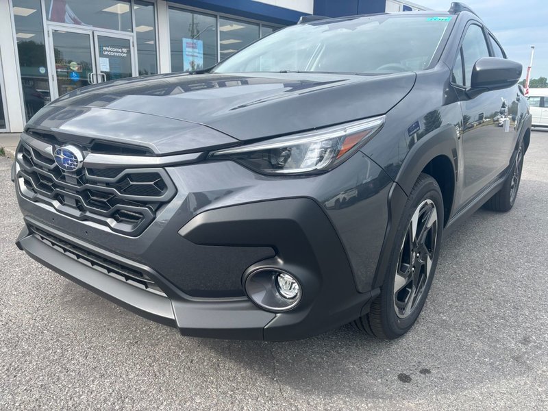 2025 Subaru Crosstrek Limited Magnetite Grey. 18-inch Alloy Wheels. Harmon Kardon premium audio system. 10-way power driver's seat