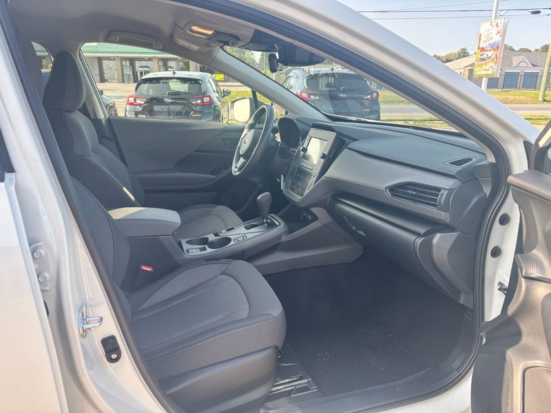 2025 Subaru Crosstrek Convenience Heated front seats, heated mirrors, power mirrors, Bluetooth and more!