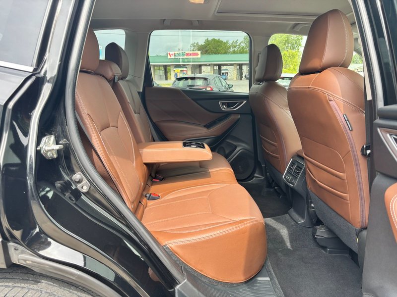 2019 Subaru Forester Premier Full service history, one owner, non smoker.