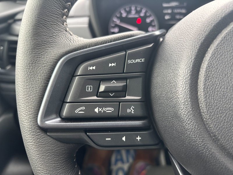 2025 Subaru Forester Limited Navigation, Leather interior, Heated Front and Rear Seats, Handsfree Liftgate.
