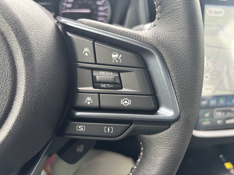 2025 Subaru Forester Limited Navigation, Leather interior, Heated Front and Rear Seats, Handsfree Liftgate.