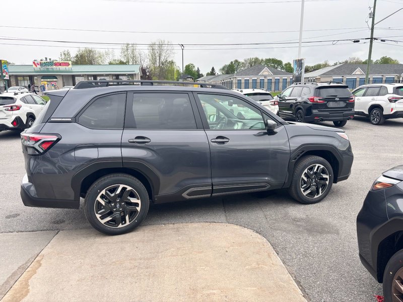 2025 Subaru Forester Limited Navigation, Leather interior, Heated Front and Rear Seats, Handsfree Liftgate.