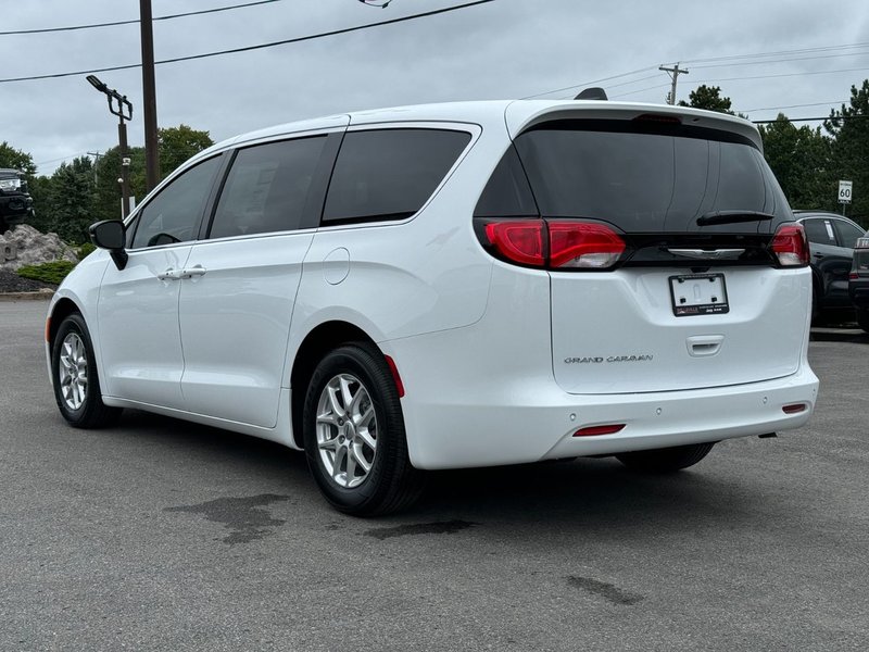 2024 Chrysler Grand Caravan SXT