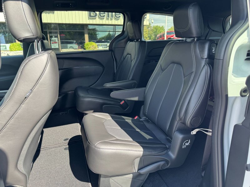 Chrysler Grand Caravan SXT 2026