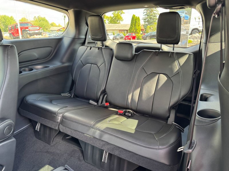 Chrysler Grand Caravan SXT 2026