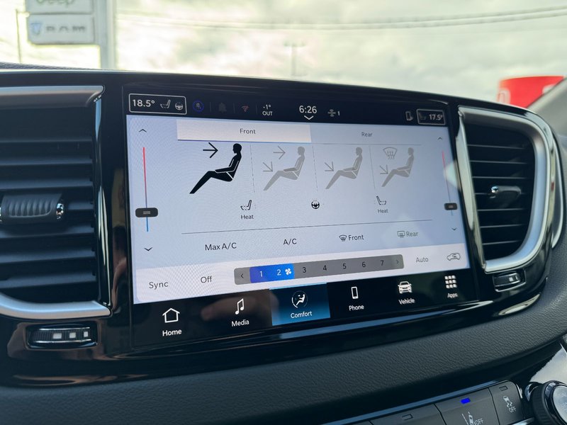 2026 Chrysler Grand Caravan SXT