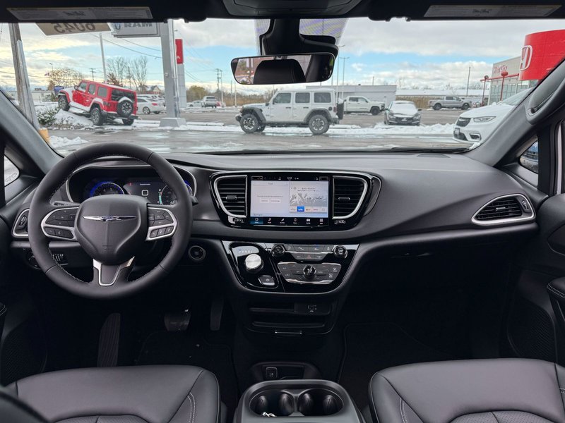 2026 Chrysler Grand Caravan SXT