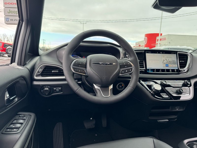 2026 Chrysler Grand Caravan SXT