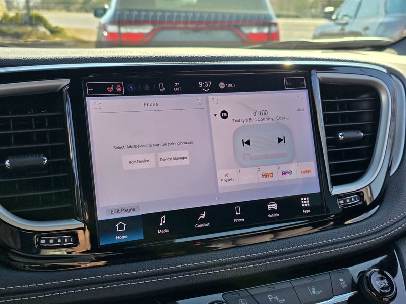 2024 Chrysler Pacifica Touring-L