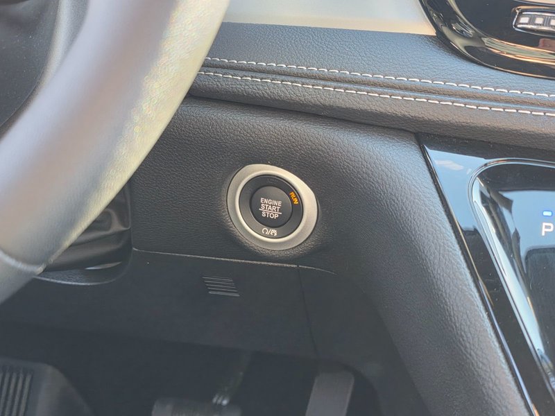 2024 Chrysler Pacifica Touring-L